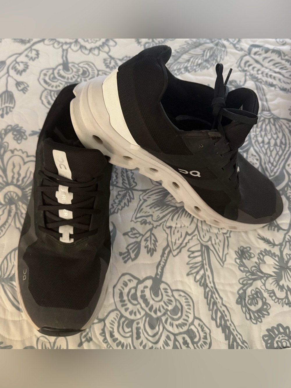 Excellent Condition! Men’s On Cloudrunner 2-Size 11 - Picture 3 of 10